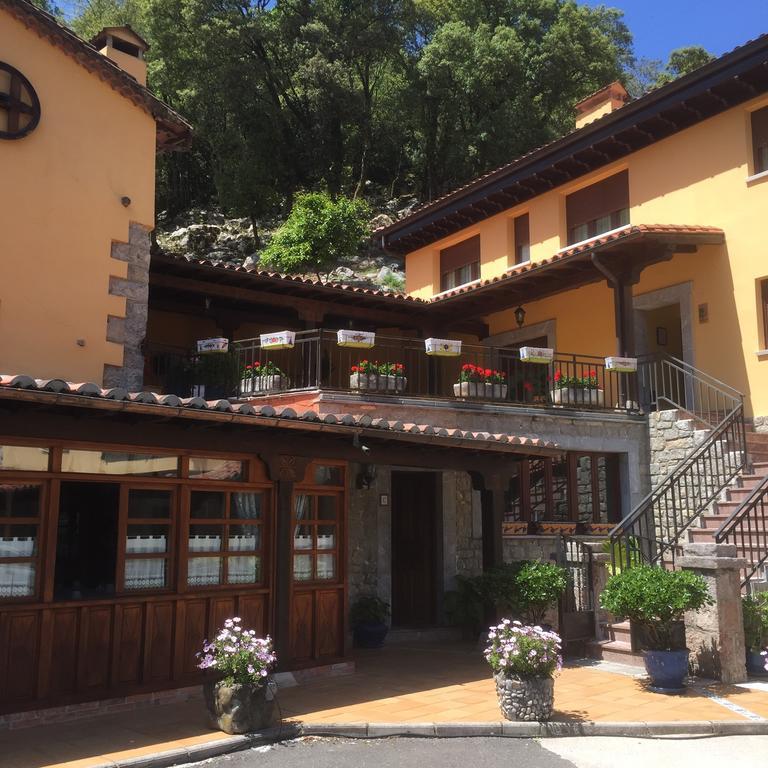 Hotel La Molinuca Alles Exterior photo
